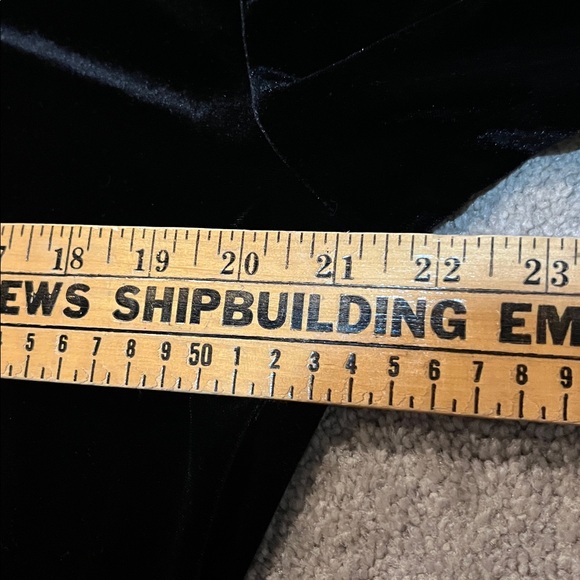 CeCe Black Stretch Velvet Button Down Blouse Shirt Top Size Medium - Picture 9 of 9